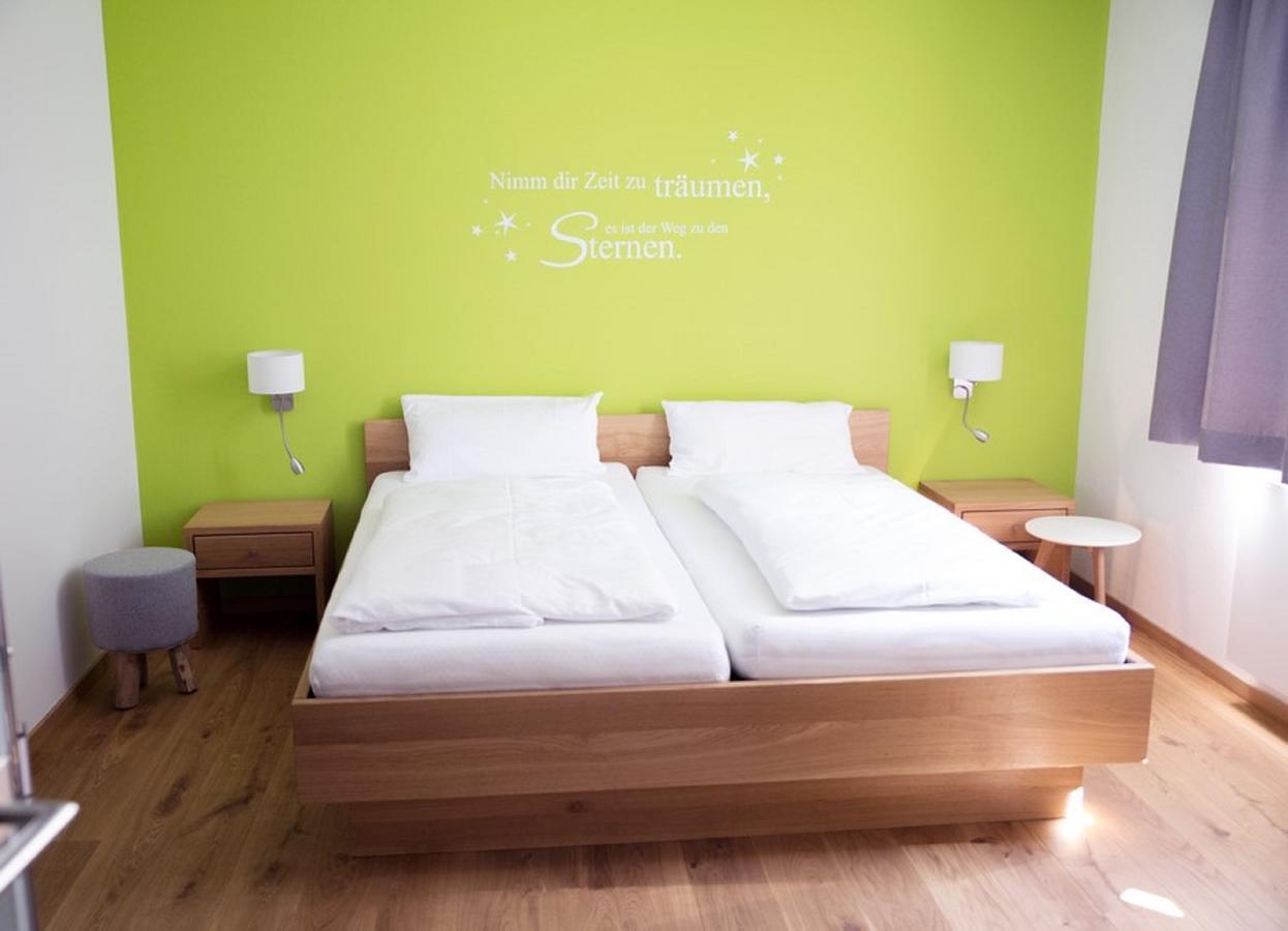 Gleiseins Hotel Naila Bagian luar foto